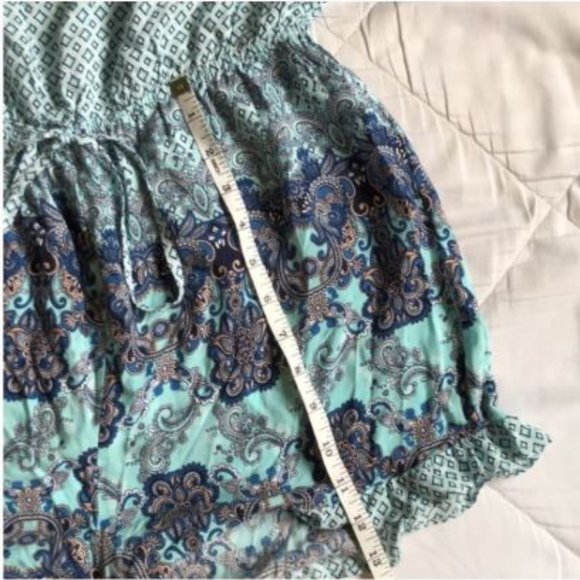 💠 Blue Patterned Romper 💠 - Picture 12 of 15